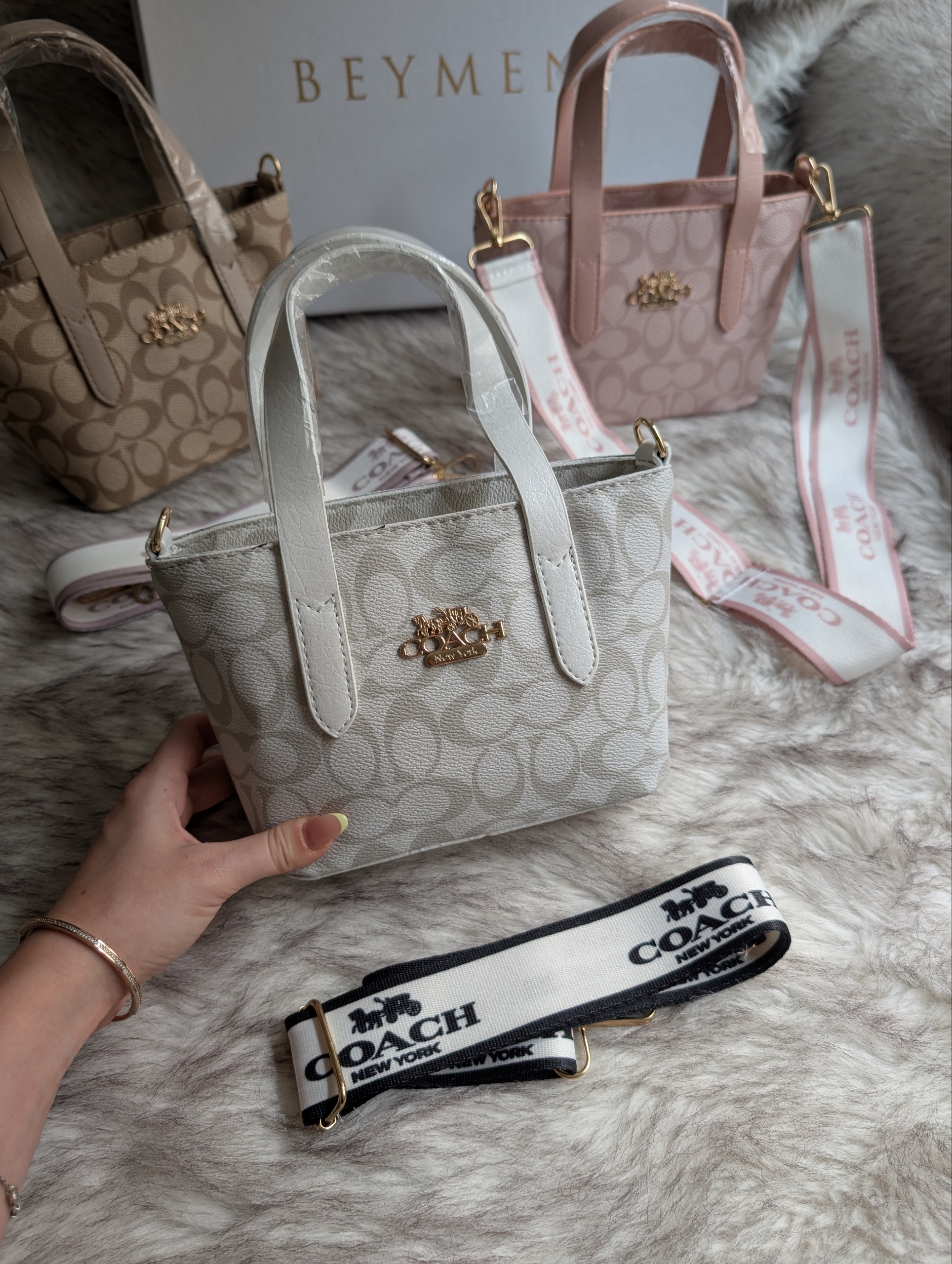 Coach Strap Beyaz