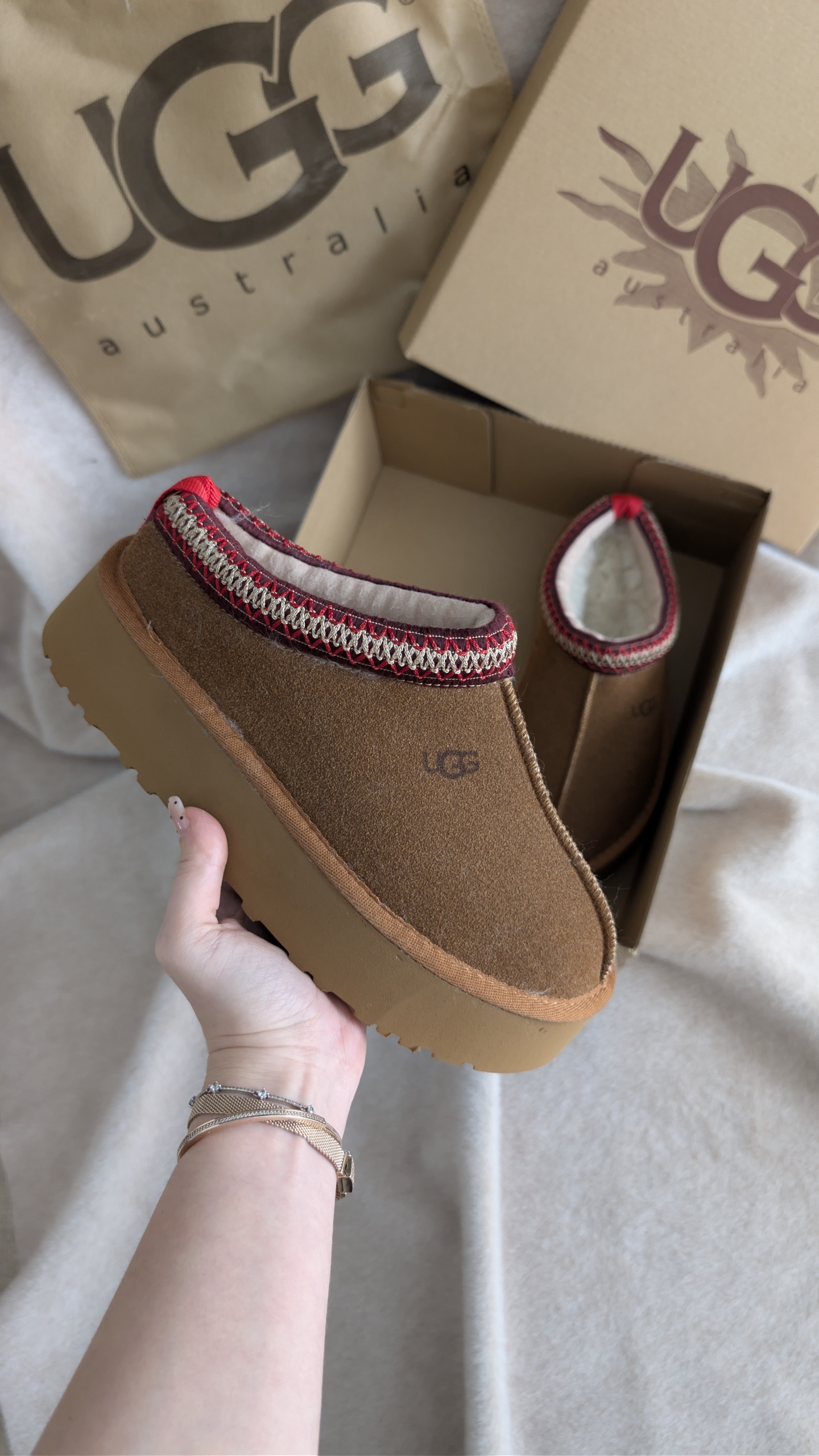 UGG TAZZ Chestnut