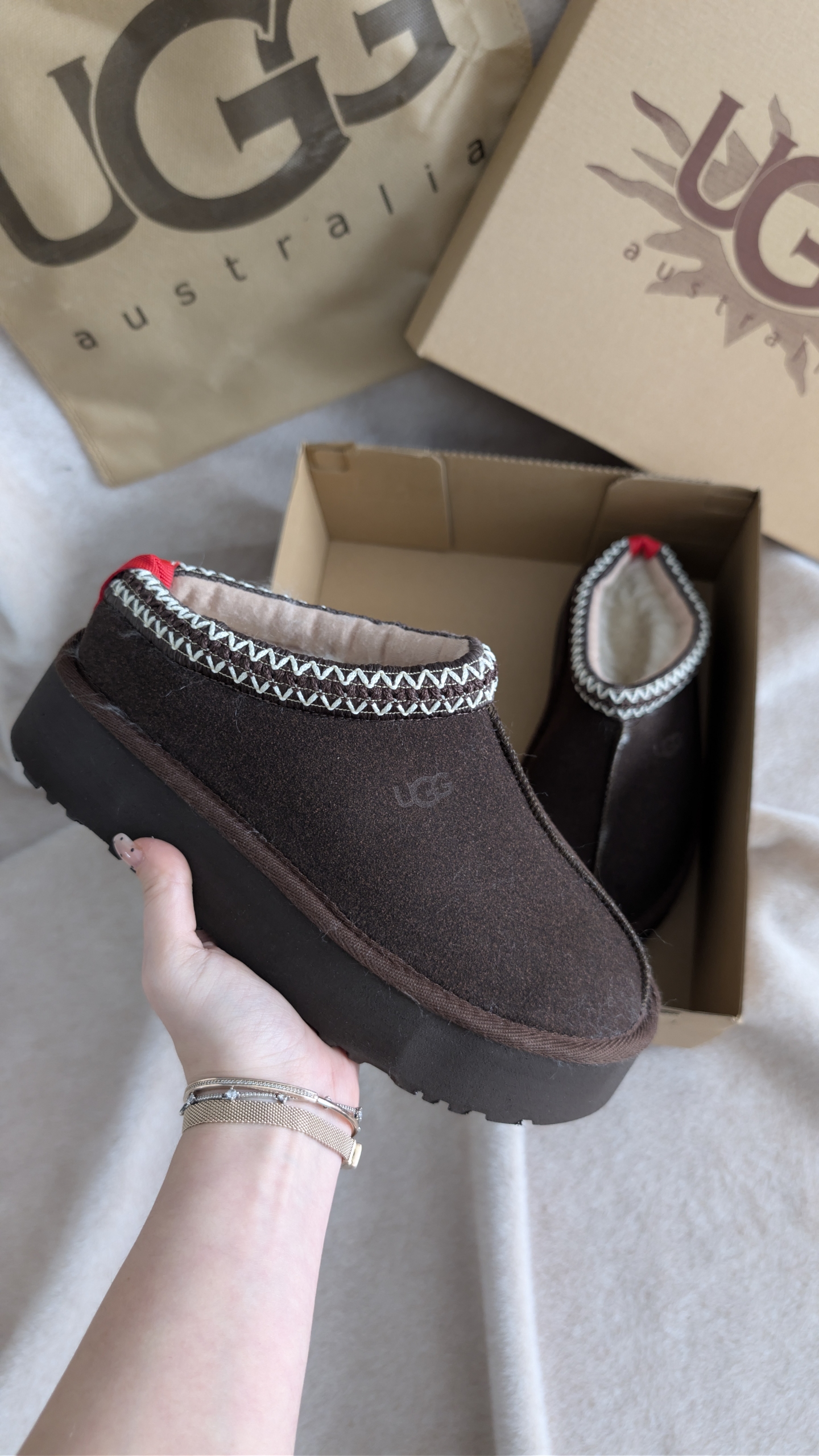 UGG TAZZ Dusted Cocoa